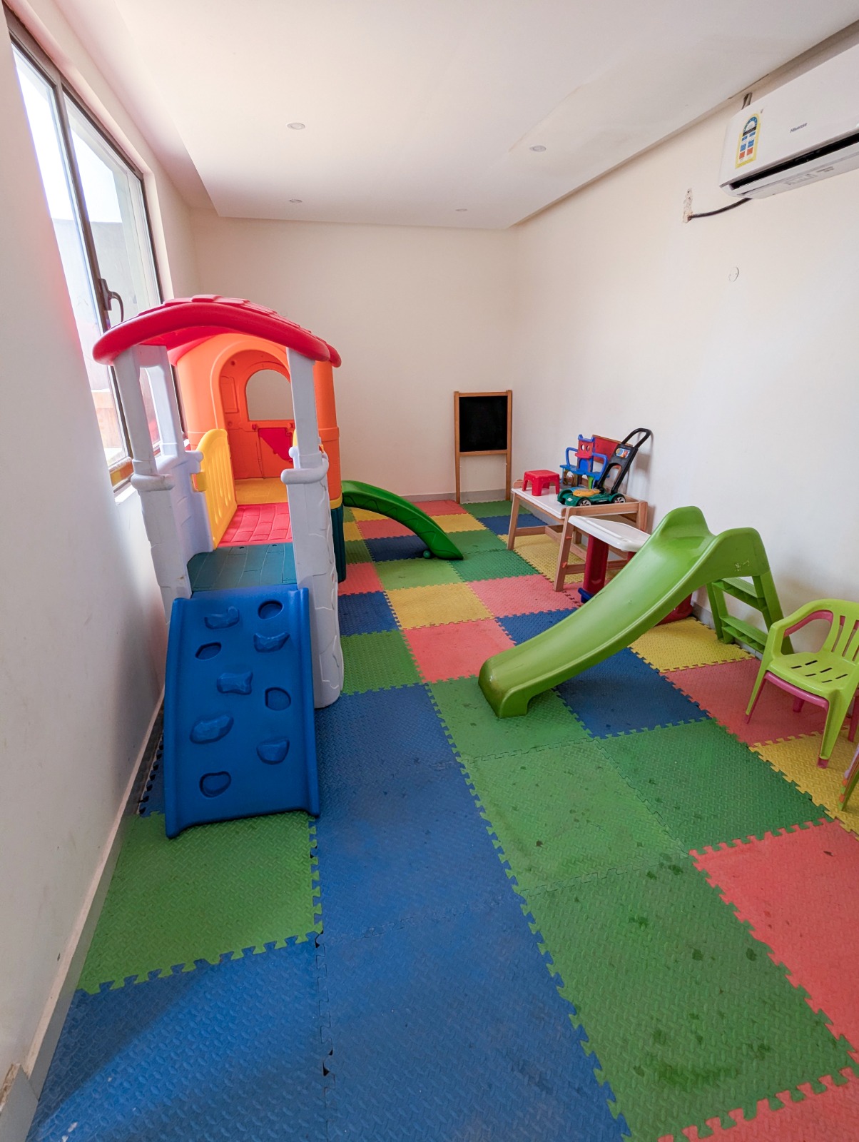 1 BHK | JUFFAIR
